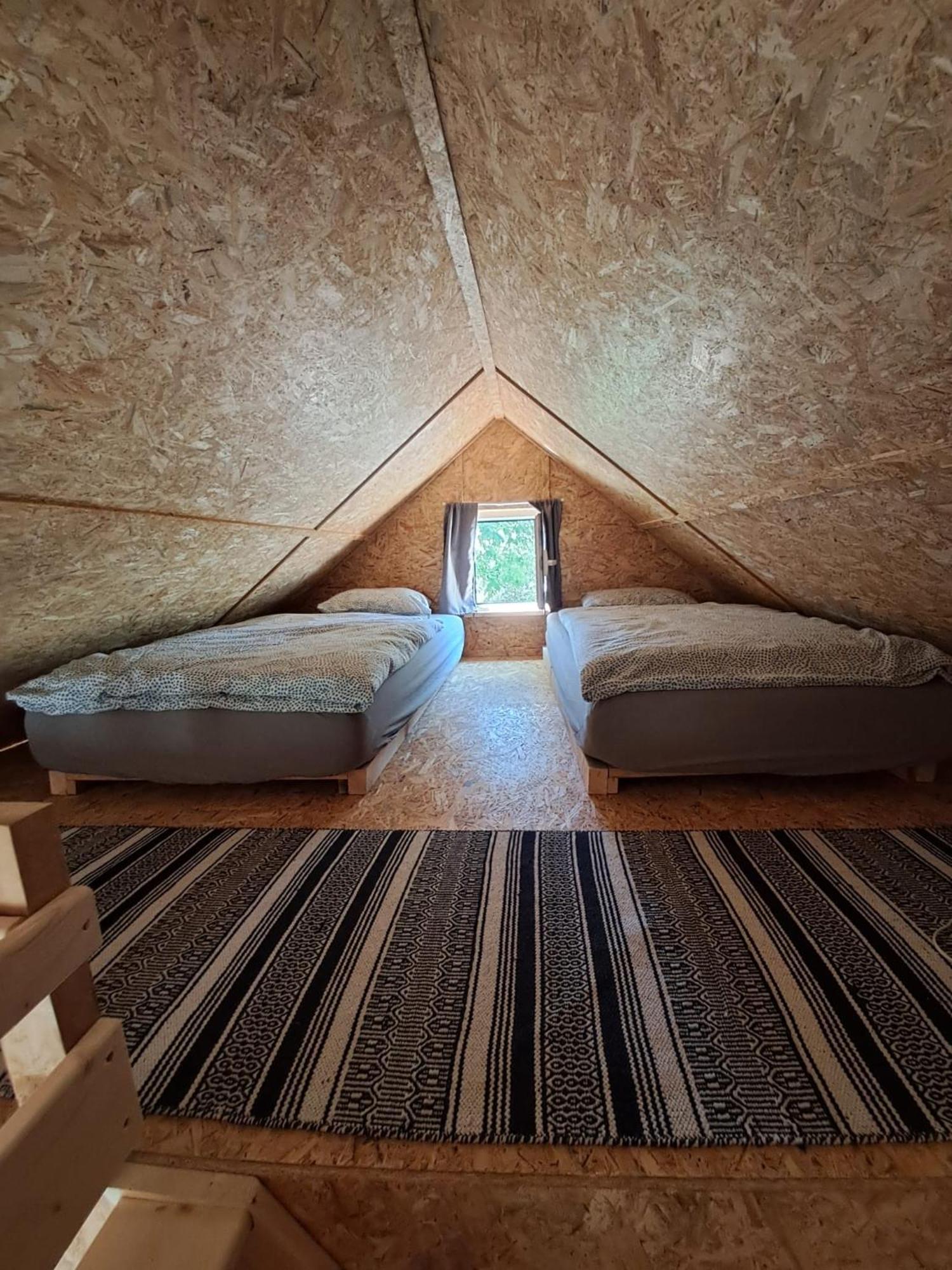 Monkey Tiny Barnhouse With Amazing Views! Villa Folhadosa Bagian luar foto