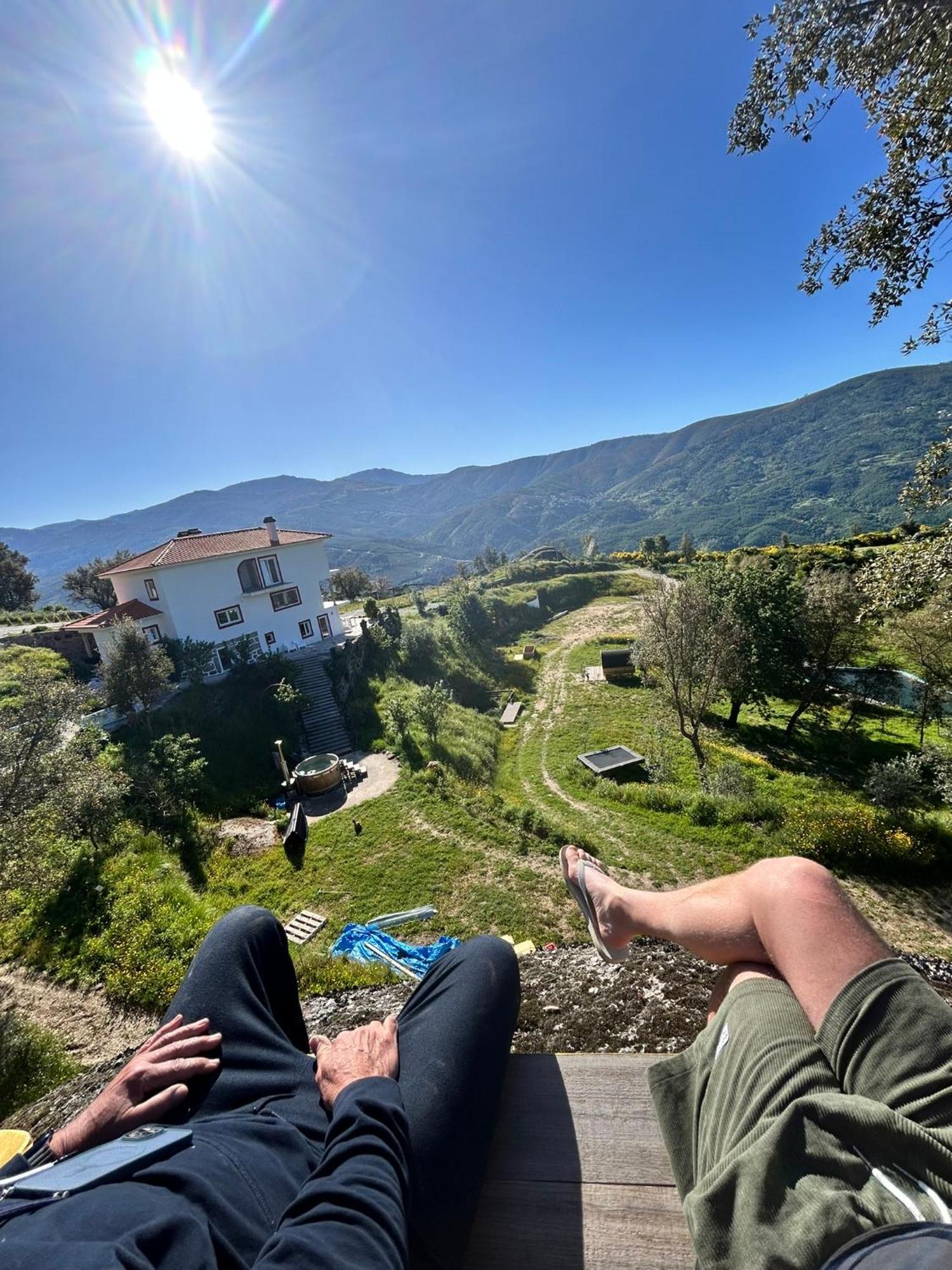 Monkey Tiny Barnhouse With Amazing Views! Villa Folhadosa Bagian luar foto